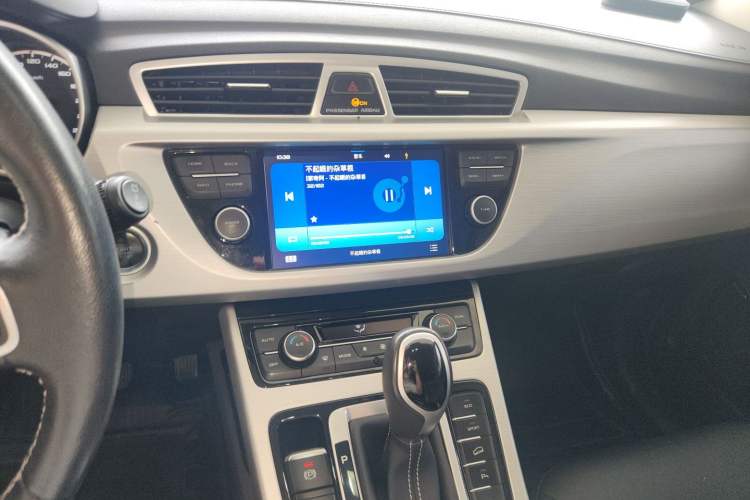 Used Geely Auto Emgrand X7 Sport 2016 1.8TD Automatic ZhiShang Model Audio And AC Panel