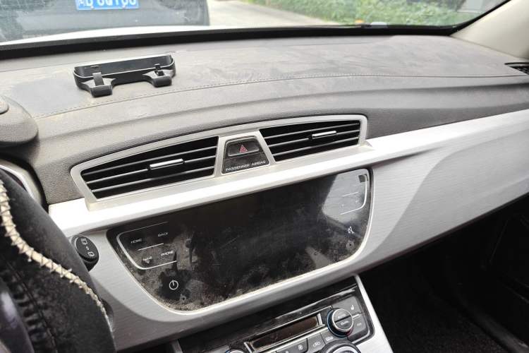 Used Geely Auto Emgrand X7 Sport 2016 1.8TD Automatic ZhiZun Version Audio And AC Panel