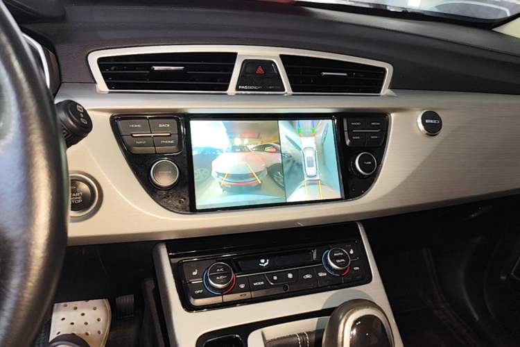 Used Geely Auto Emgrand X7 Sport 2016 1.8TD Automatic Smart Model Audio And AC Panel