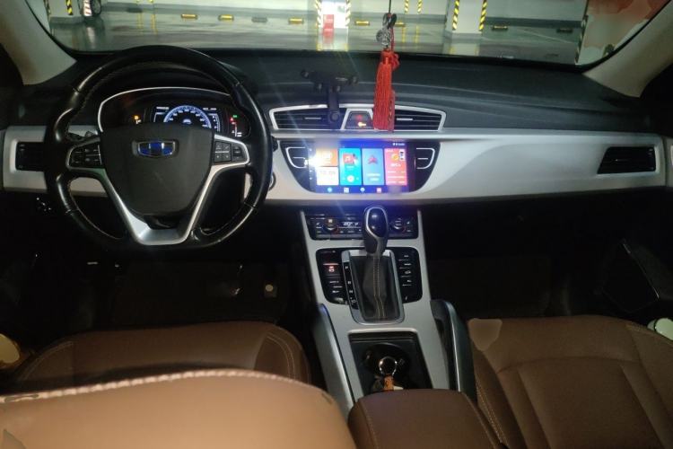Used Geely Auto Emgrand X7 Sport 2016 1.8TD Automatic ZhiZun Version Center Console