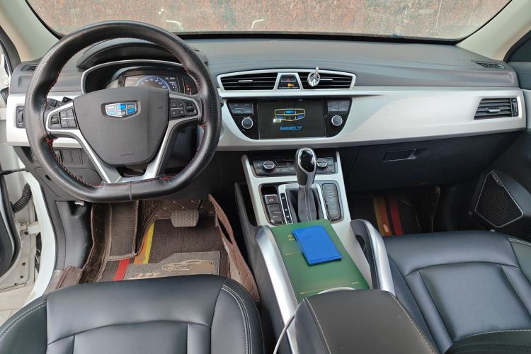 Used Geely Auto Emgrand X7 Sport 2016 1.8TD Automatic Smart Model Center Console