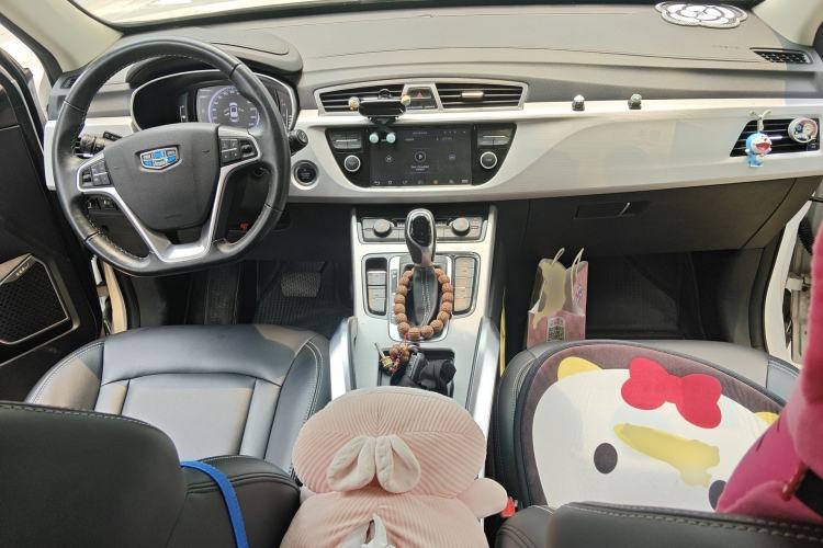Used Geely Auto Emgrand X7 Sport 2016 1.8TD Automatic Smart Connectivity Version Center Console