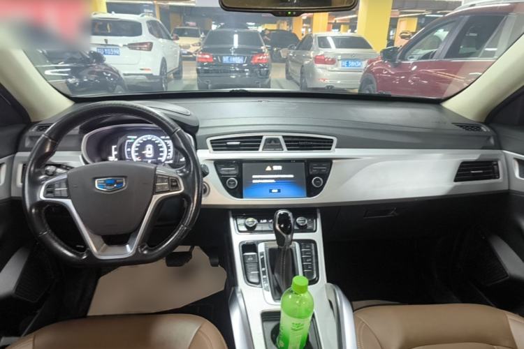 Used Geely Auto Emgrand X7 Sport 2016 1.8TD Automatic ZhiZun Version Center Console