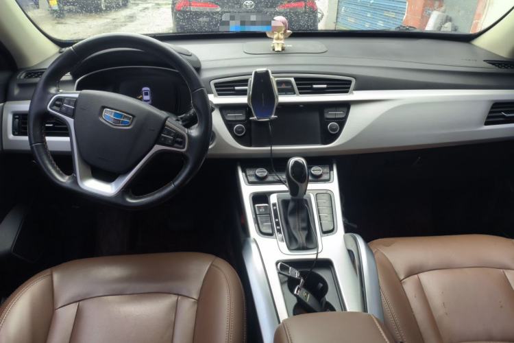 Used Geely Auto Emgrand X7 Sport 2016 1.8TD Automatic ZhiZun Version Center Console