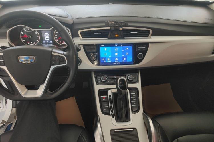 Used Geely Auto Emgrand X7 Sport 2016 1.8TD Automatic ZhiShang Model Center Console