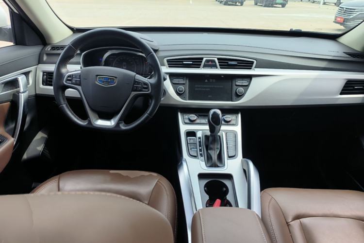 Used Geely Auto Emgrand X7 Sport 2016 1.8TD Automatic ZhiZun Version Center Console