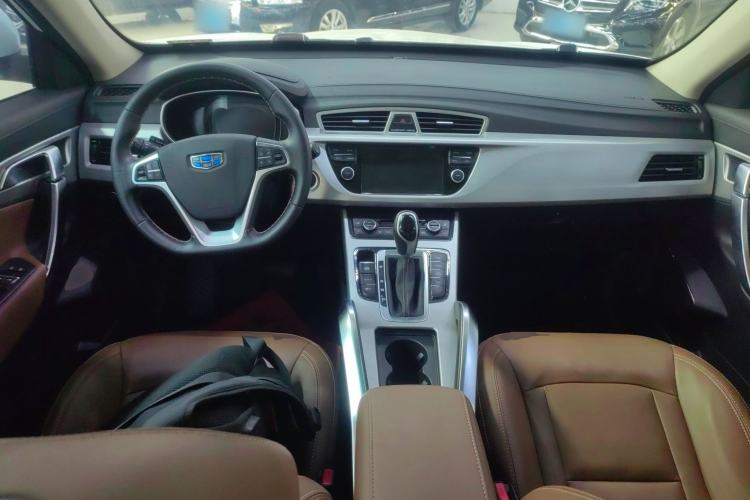 Used Geely Auto Emgrand X7 Sport 2016 1.8TD Automatic ZhiZun Version Center Console