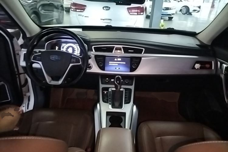 Used Geely Auto Emgrand X7 Sport 2016 1.8TD Automatic ZhiZun Version Center Console