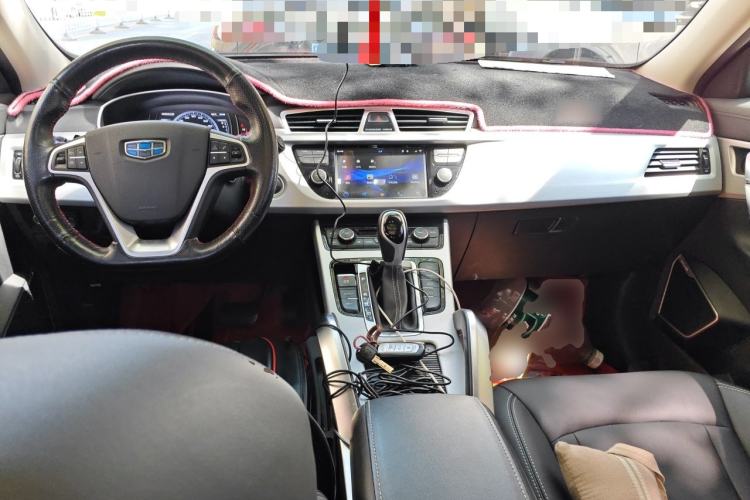 Used Geely Auto Emgrand X7 Sport 2016 1.8TD Automatic Smart Connectivity Version Center Console