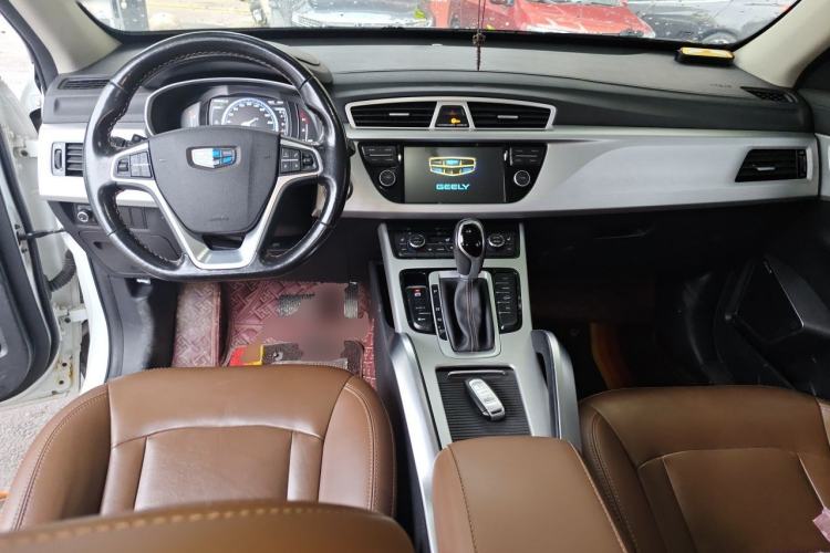 Used Geely Auto Emgrand X7 Sport 2016 1.8TD Automatic ZhiZun Version Center Console
