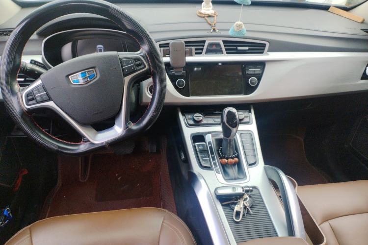 Used Geely Auto Emgrand X7 Sport 2016 1.8TD Automatic ZhiZun Version Center Console