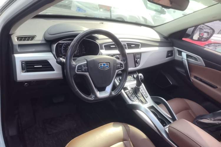 Used Geely Auto Emgrand X7 Sport 2016 1.8TD Automatic ZhiZun Version Center Console