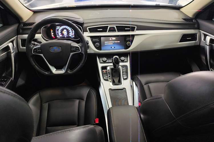 Used Geely Auto Emgrand X7 Sport 2016 1.8TD Automatic Smart Connectivity Version Center Console