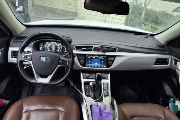 Used Geely Auto Emgrand X7 Sport 2016 1.8TD Automatic ZhiZun Version Center Console