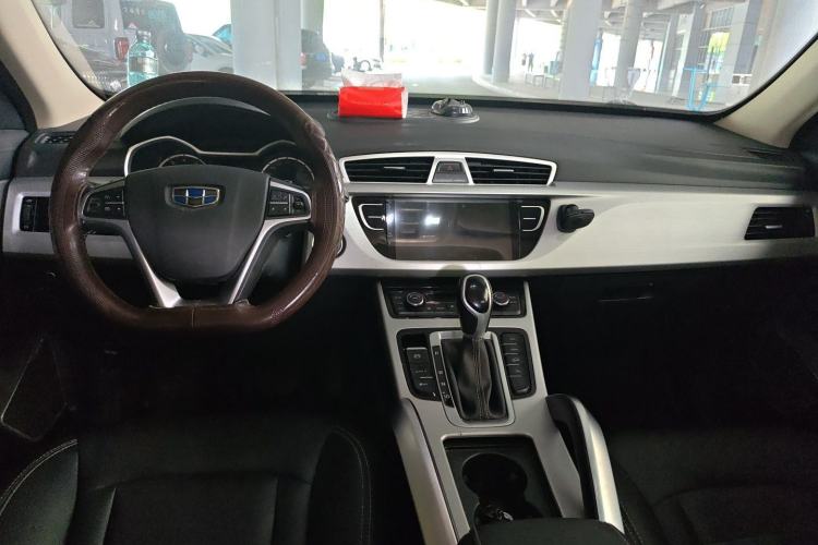 Used Geely Auto Emgrand X7 Sport 2016 1.8TD Automatic Smart Connectivity Version Center Console