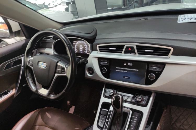 Used Geely Auto Emgrand X7 Sport 2016 1.8TD Automatic ZhiZun Version Center Console