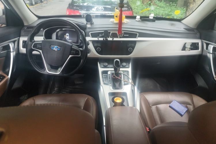 Used Geely Auto Emgrand X7 Sport 2016 1.8TD Automatic ZhiZun Version Center Console