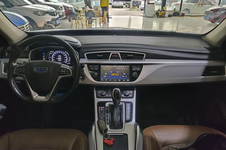 Used Geely Auto Emgrand X7 Sport 2016 1.8TD Automatic ZhiZun Version Center Console