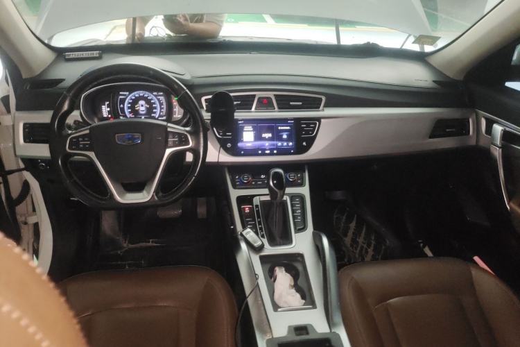 Used Geely Auto Emgrand X7 Sport 2016 1.8TD Automatic ZhiZun Version Center Console