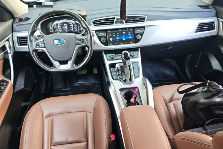 Used Geely Auto Emgrand X7 Sport 2016 1.8TD Automatic ZhiZun Version Center Console