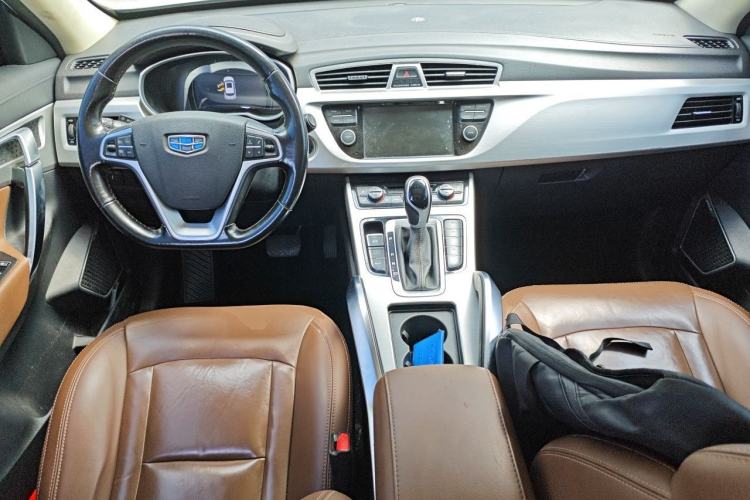 Used Geely Auto Emgrand X7 Sport 2016 1.8TD Automatic ZhiZun Version Center Console