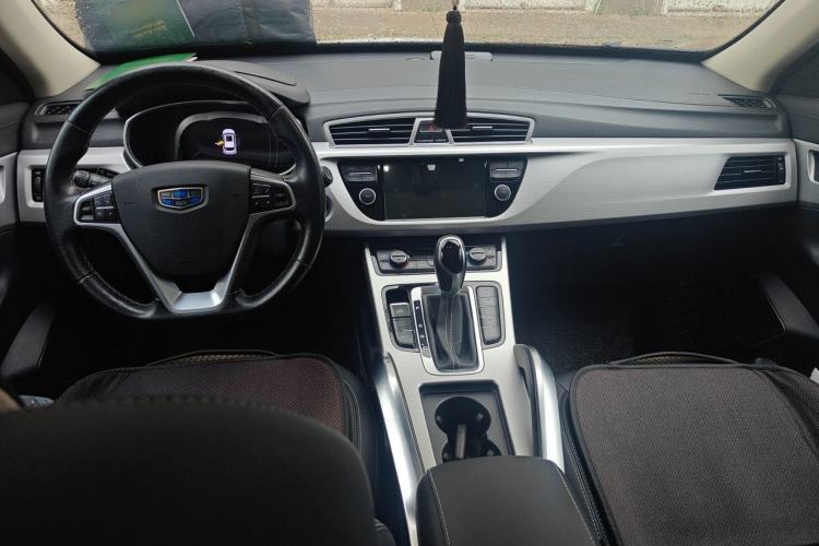 Used Geely Auto Emgrand X7 Sport 2016 1.8TD Automatic Smart Model Center Console