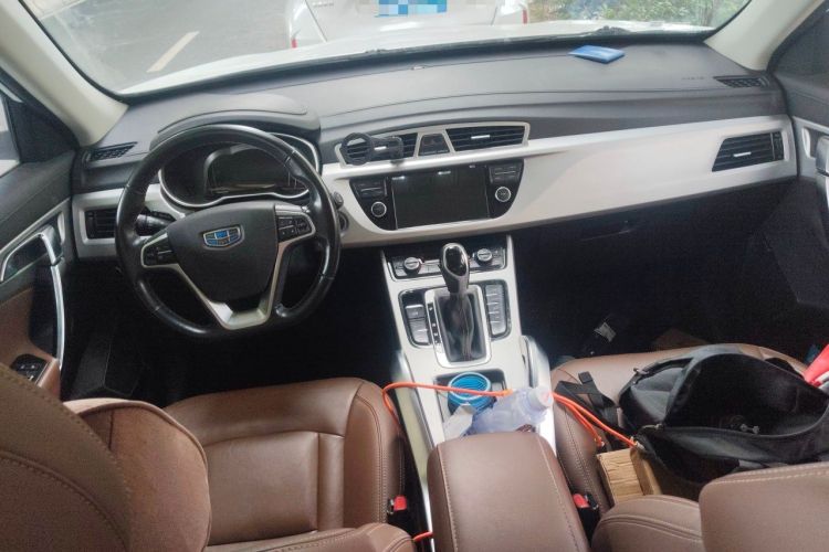 Used Geely Auto Emgrand X7 Sport 2016 1.8TD Automatic ZhiZun Version Center Console