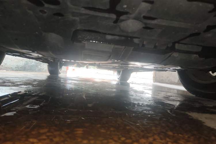 Used Geely Auto Emgrand X7 Sport 2016 1.8TD Automatic ZhiShang Model Chassis Front