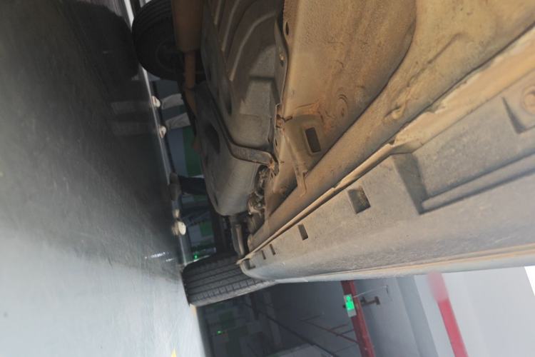Used Geely Auto Emgrand X7 Sport 2016 1.8TD Automatic ZhiShang Model Chassis Front Left