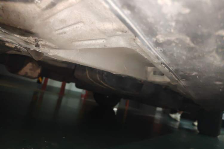Used Geely Auto Emgrand X7 Sport 2016 1.8TD Automatic ZhiZun Version Chassis Front Left