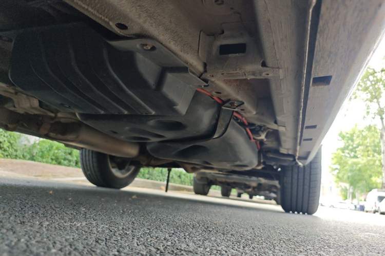 Used Geely Auto Emgrand X7 Sport 2016 2.0L Manual Smart Connect Version Chassis Front Left