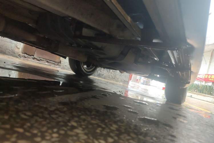 Used Geely Auto Emgrand X7 Sport 2016 1.8TD Automatic ZhiShang Model Chassis Front Left