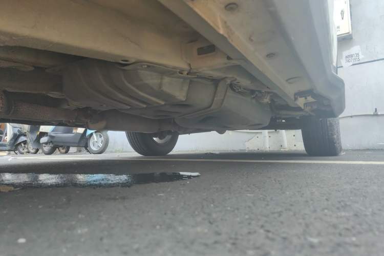 Used Geely Auto Emgrand X7 Sport 2016 2.0L Manual ZhiShang Version Chassis Front Left