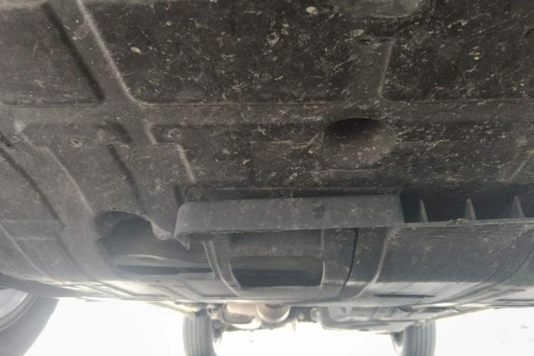 Used Geely Auto Emgrand X7 Sport 2016 1.8TD Automatic ZhiShang Model Chassis Front