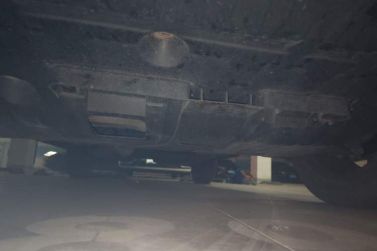 Used Geely Auto Emgrand X7 Sport 2016 1.8TD Automatic ZhiShang Model Chassis Front