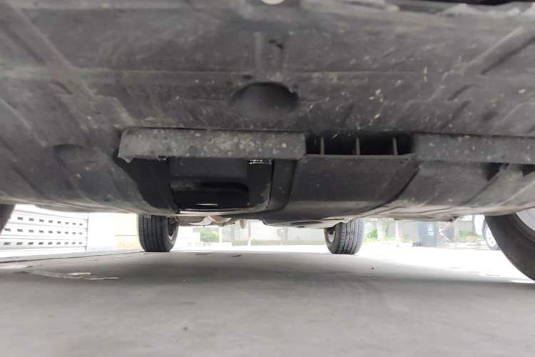 Used Geely Auto Emgrand X7 Sport 2016 1.8TD Automatic ZhiShang Model Chassis Front