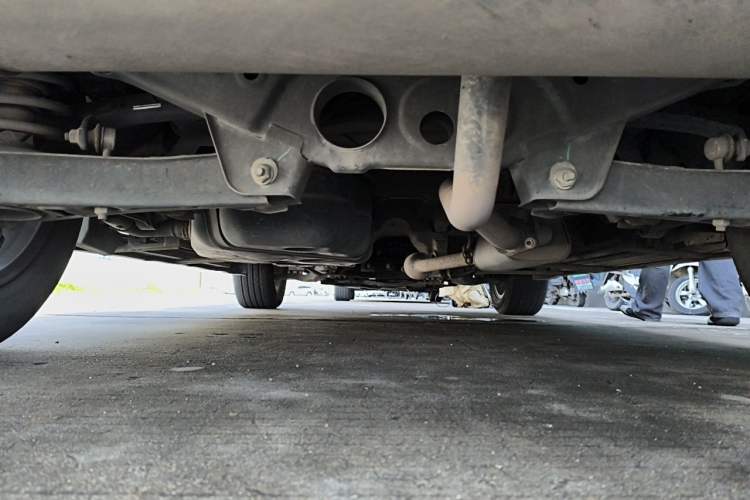 Used Geely Auto Emgrand X7 Sport 2016 2.0L Manual ZhiShang Version Chassis Rear