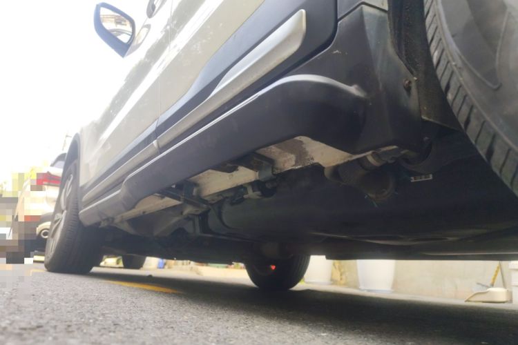 Used Geely Auto Emgrand X7 Sport 2016 2.0L Manual ZhiShang Version Chassis Rear Left
