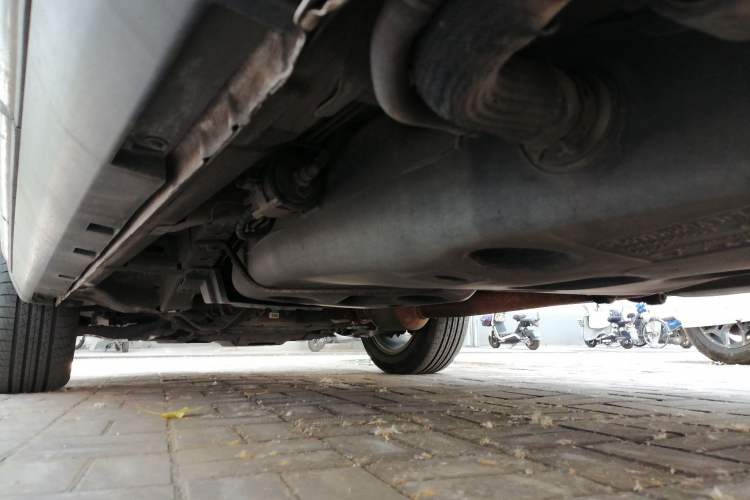 Used Geely Auto Emgrand X7 Sport 2016 2.0L Manual ZhiShang Version Chassis Rear Left