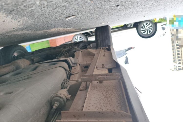 Used Geely Auto Emgrand X7 Sport 2016 2.0L Manual Smart Connect Version Chassis Rear Left