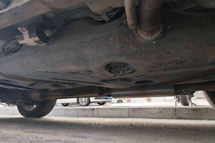 Used Geely Auto Emgrand X7 Sport 2016 1.8TD Automatic ZhiShang Model Chassis Rear Left