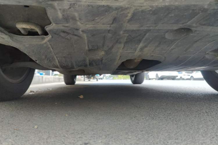 Used Geely Auto Emgrand X7 Sport 2016 2.0L Manual ZhiShang Version Chassis Rear