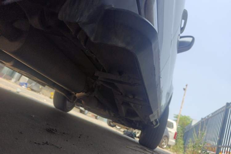 Used Geely Auto Emgrand X7 Sport 2016 2.0L Manual ZhiShang Version Chassis Rear Right