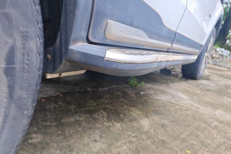 Used Geely Auto Emgrand X7 Sport 2016 1.8TD Automatic ZhiShang Model Chassis Rear Right