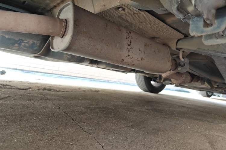 Used Geely Auto Emgrand X7 Sport 2016 2.0L Manual Smart Connect Version Chassis Rear Right