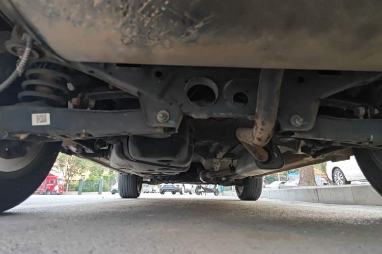 Used Geely Auto Emgrand X7 Sport 2016 1.8TD Automatic ZhiShang Model Chassis Rear