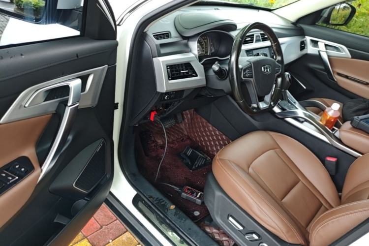Used Geely Auto Emgrand X7 Sport 2016 1.8TD Automatic ZhiZun Version Driver Seat