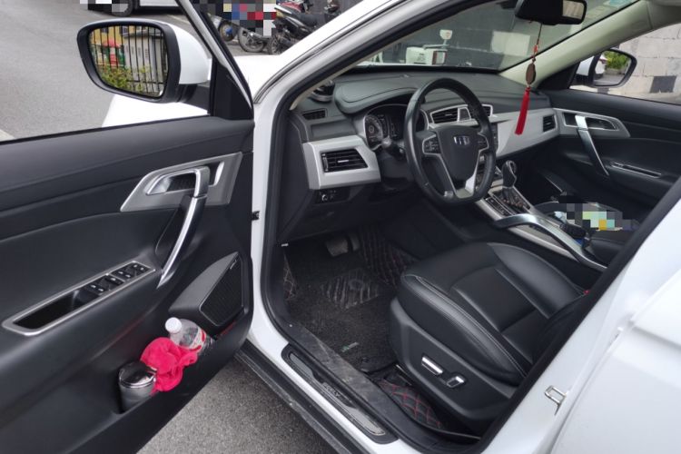 Used Geely Auto Emgrand X7 Sport 2016 1.8TD Automatic All-Wheel Drive Smart Version Driver Seat