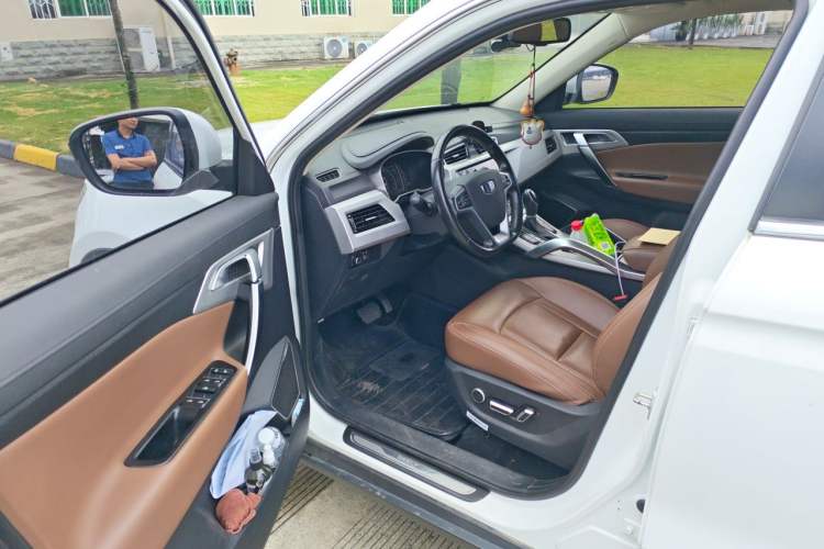 Used Geely Auto Emgrand X7 Sport 2016 1.8TD Automatic ZhiZun Version Driver Seat