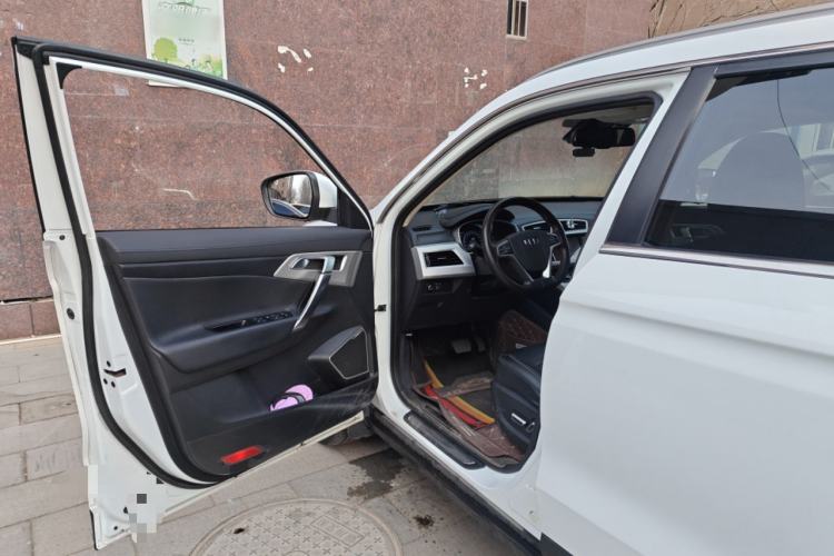 Used Geely Auto Emgrand X7 Sport 2016 1.8TD Automatic Smart Model Driver Seat